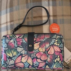 NWT Sakroots Smartphone Wristlet Crossbody